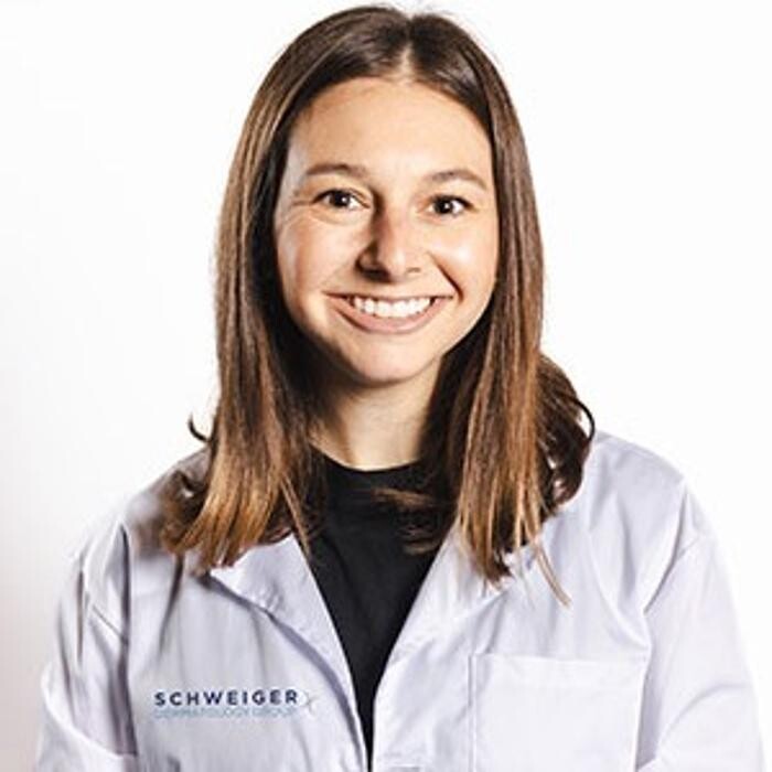 Emma Poulshock, PA-C Logo