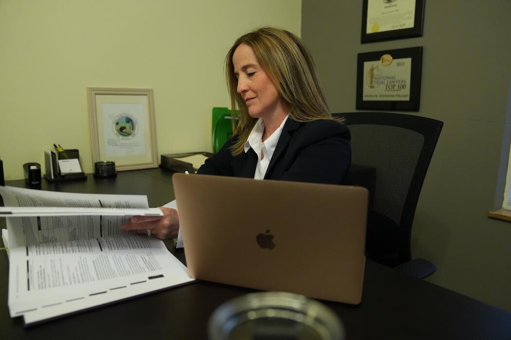 Images Schneider-Pollard Law LLC