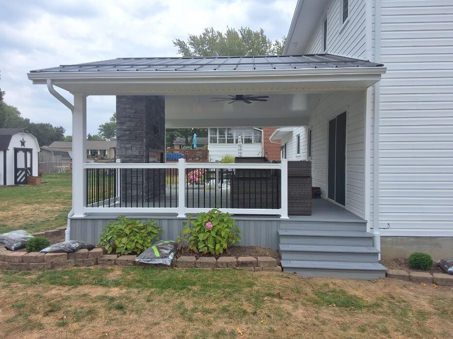 Images Creekside Roofing and Decks