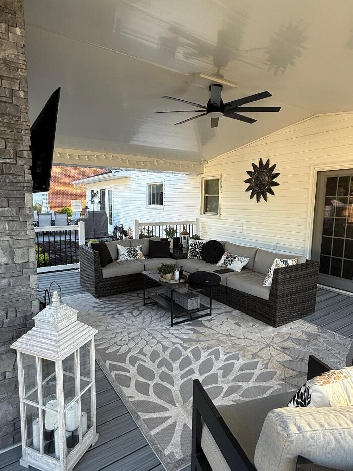 Images Creekside Roofing and Decks