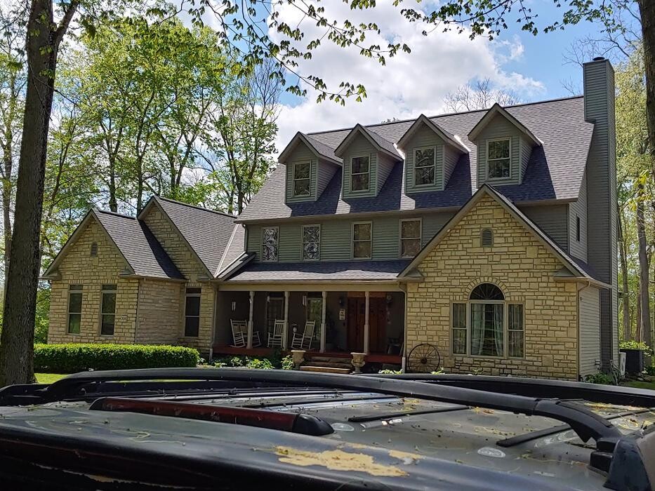 Images Creekside Roofing and Decks