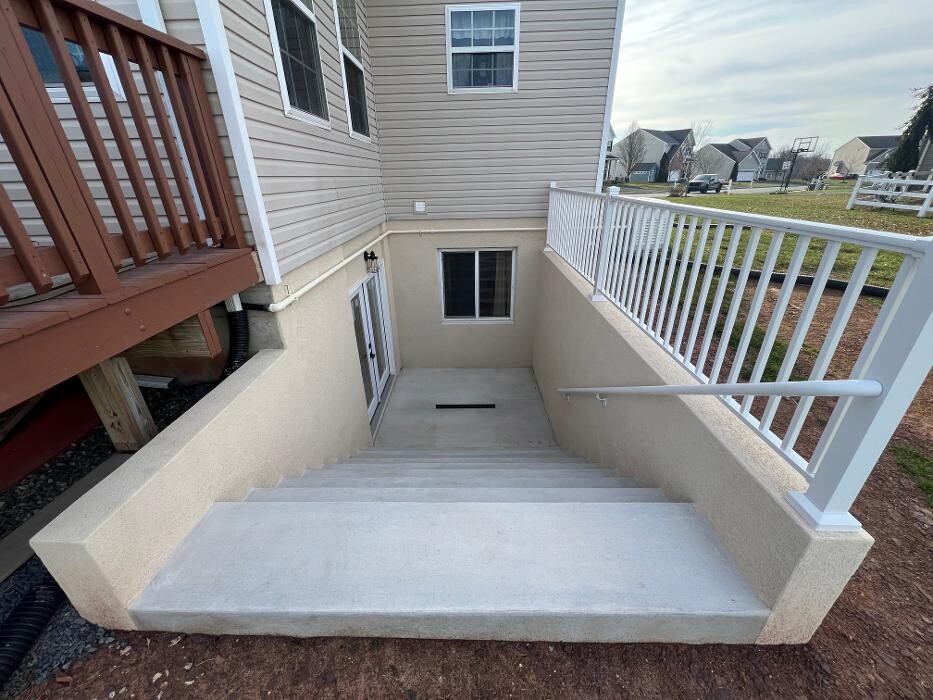Images Egress Systems Inc