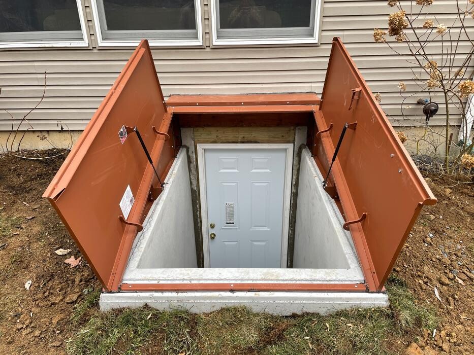 Images Egress Systems Inc