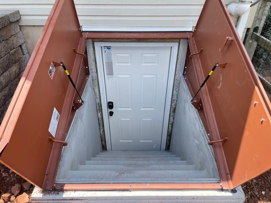 Images Egress Systems Inc