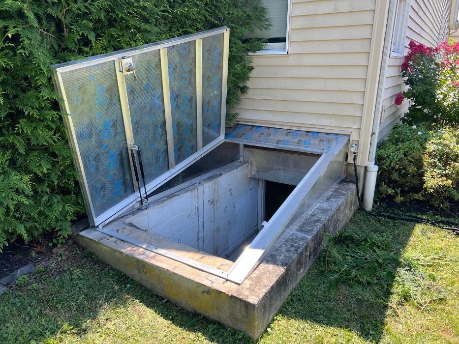 Images Egress Systems Inc