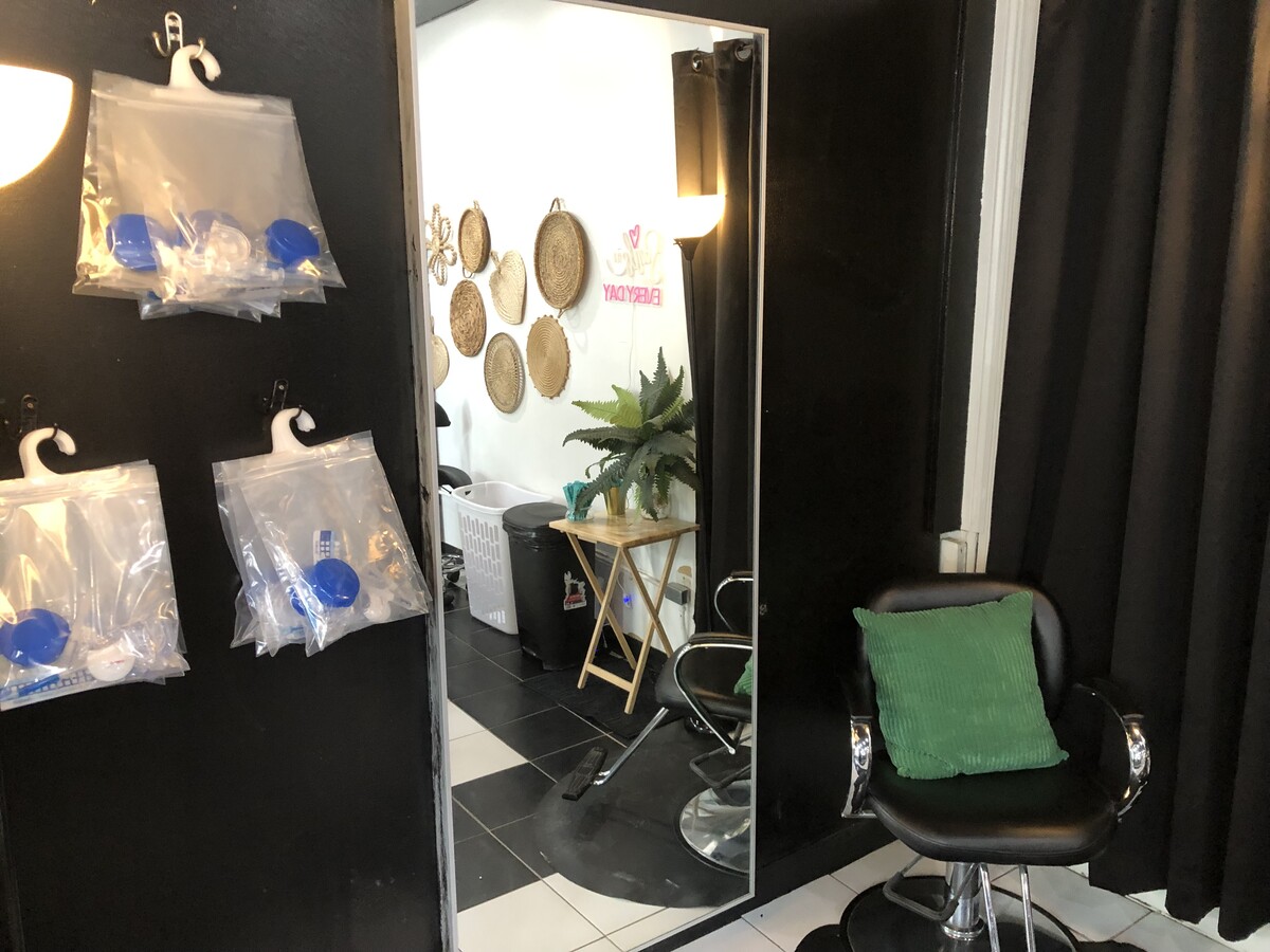 Images Honeycomb Salon and Wellness Boutique