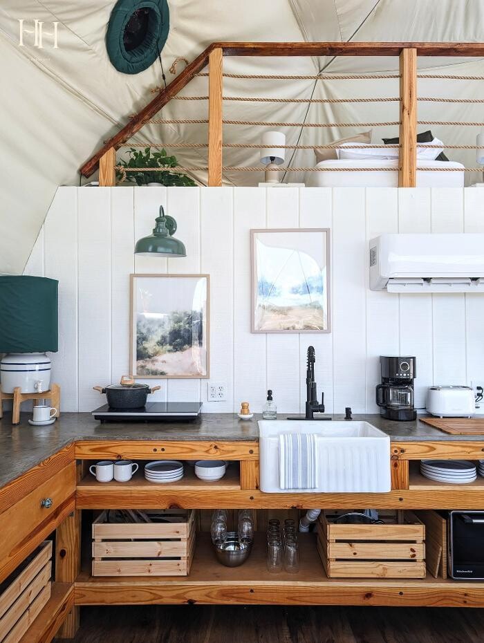 Images HazelHuts LLC