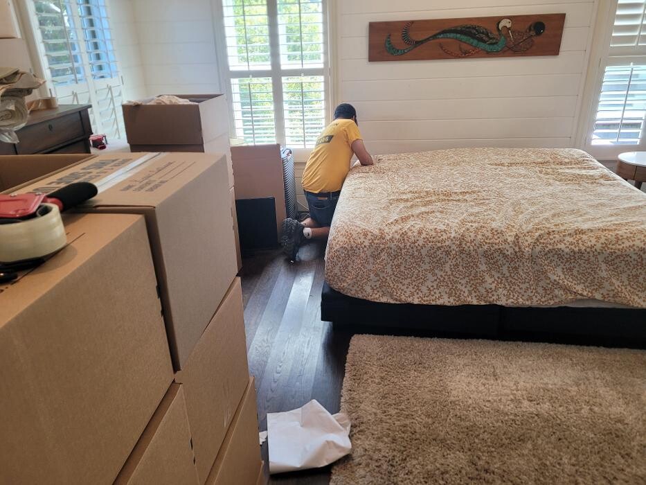 Images Father and Son Movers
