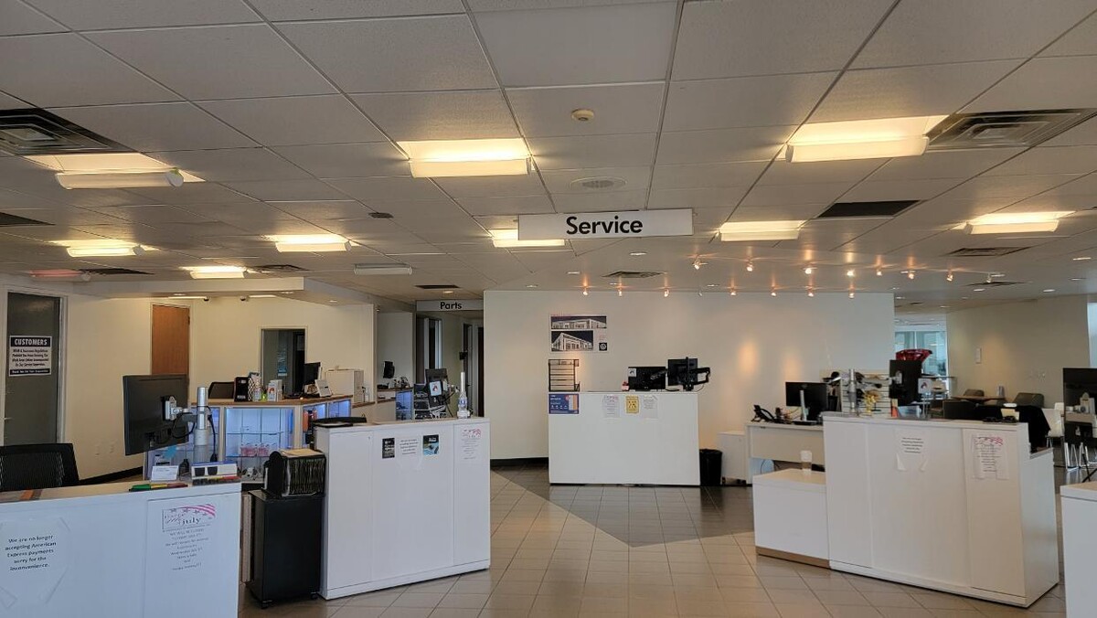 Images Volkswagen of Clear Lake Service & Parts