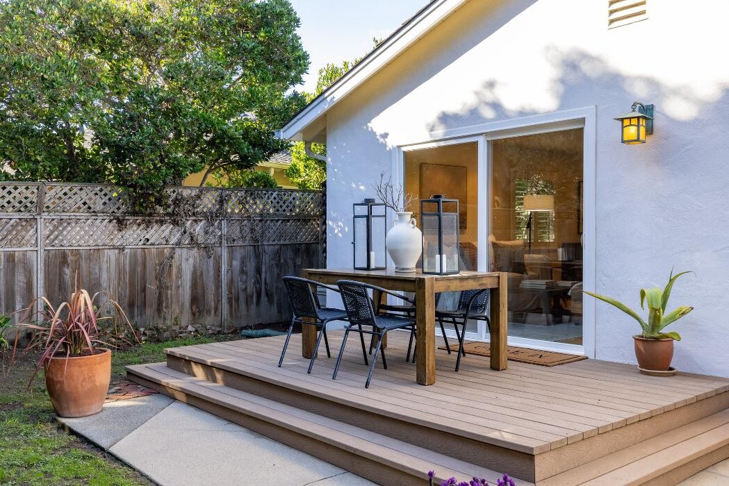 Images Molly McGee Realtor