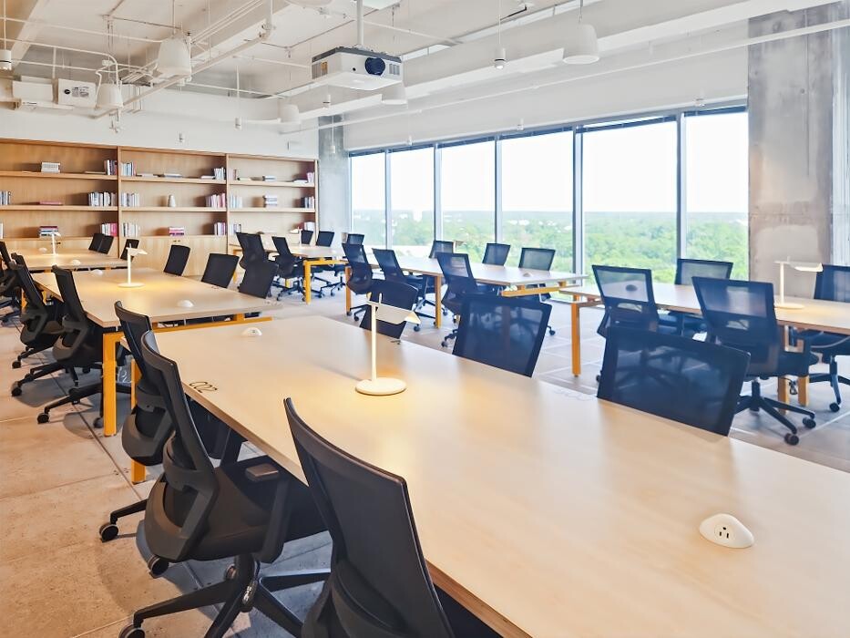 Images Spaces Hughes Landing Blvd.