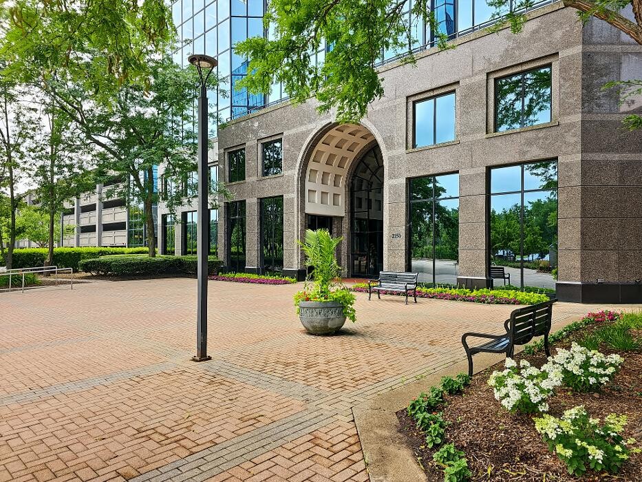 Images Regus E Lake Cook Rd