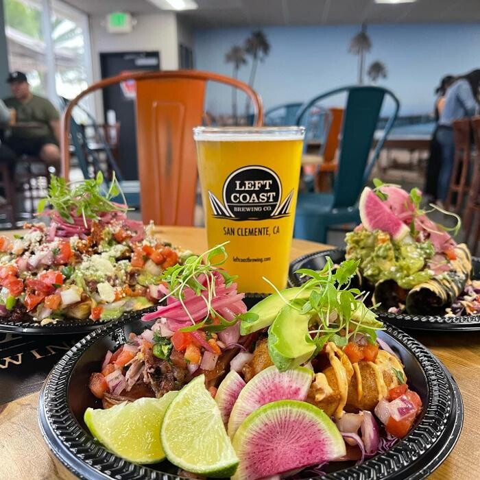 Images Left Coast Brewing Distillery Smokehouse - Ontario