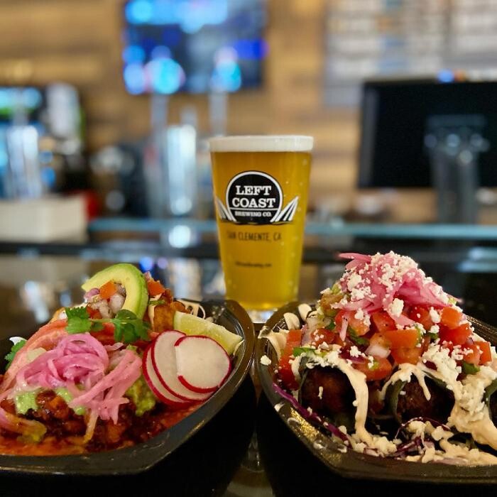 Images Left Coast Brewing Distillery Smokehouse - Ontario