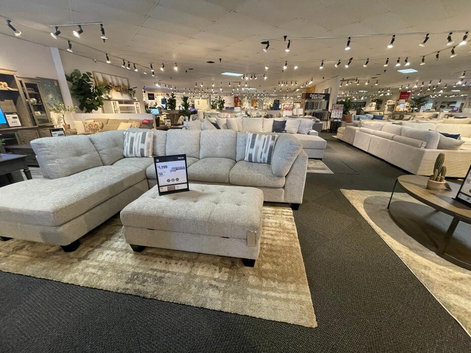 Images Jerome's Furniture & Mattress Store-Torrance