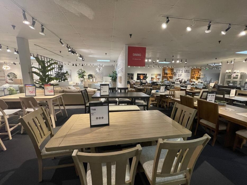 Images Jerome's Furniture & Mattress Store-Torrance