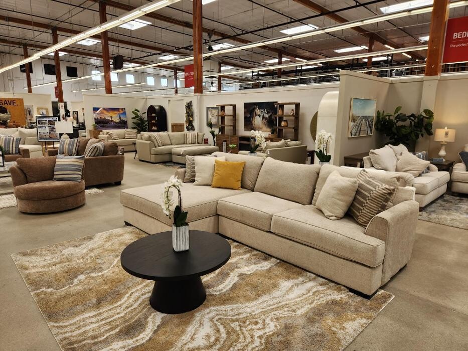 Images Jerome's Furniture Mattress & Patio Superstore-Scripps Ranch
