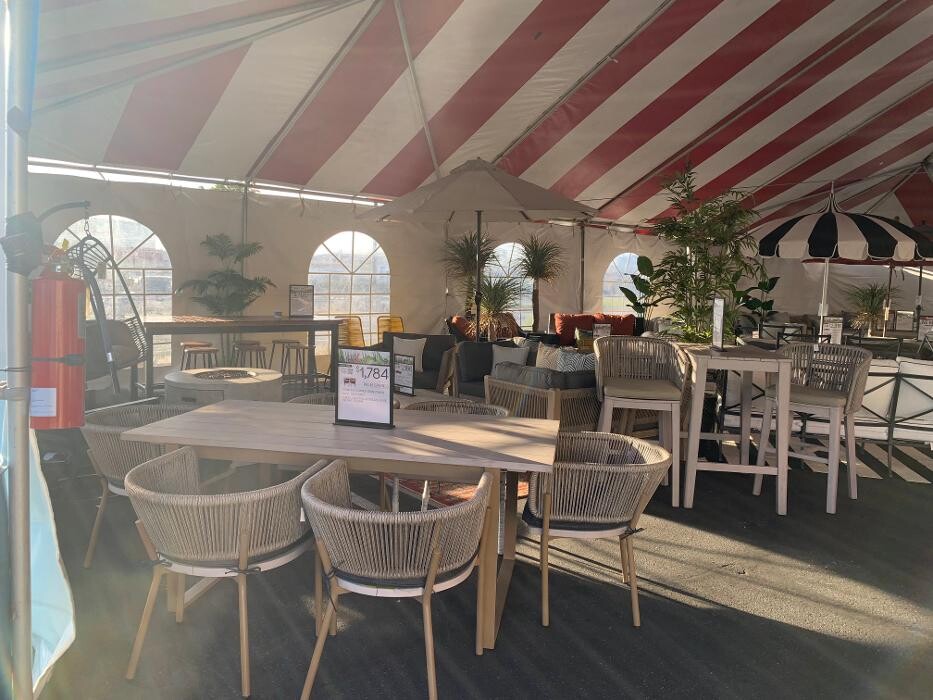 Images Jerome's Furniture Mattress & Patio Superstore-Murrieta