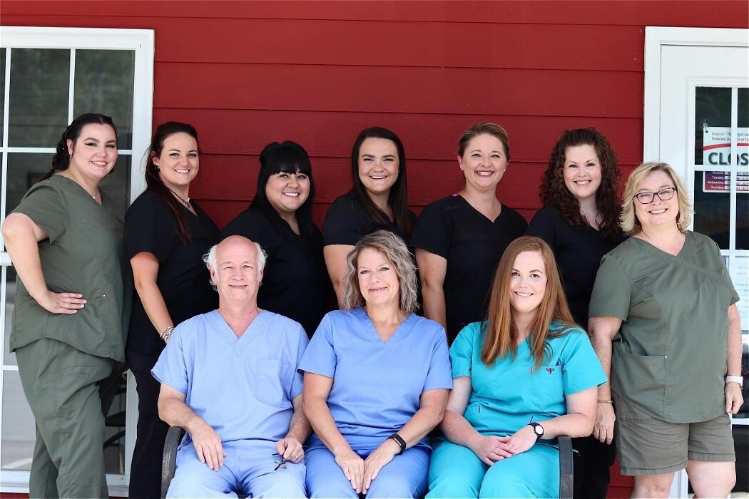 Images DeKalb Animal Clinic