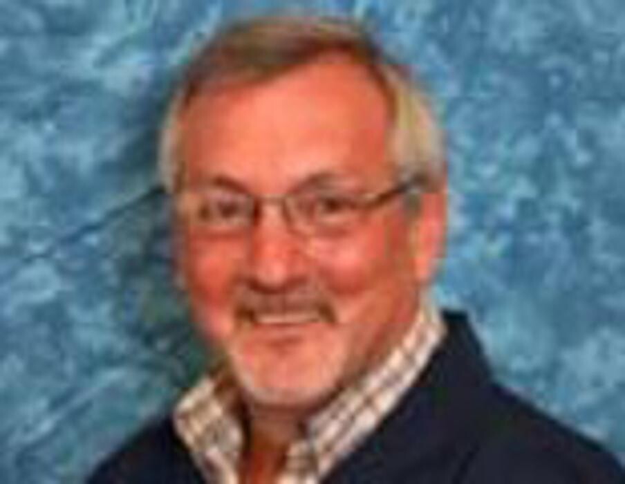 Images All Creatures Veterinary Clinic & Lodge