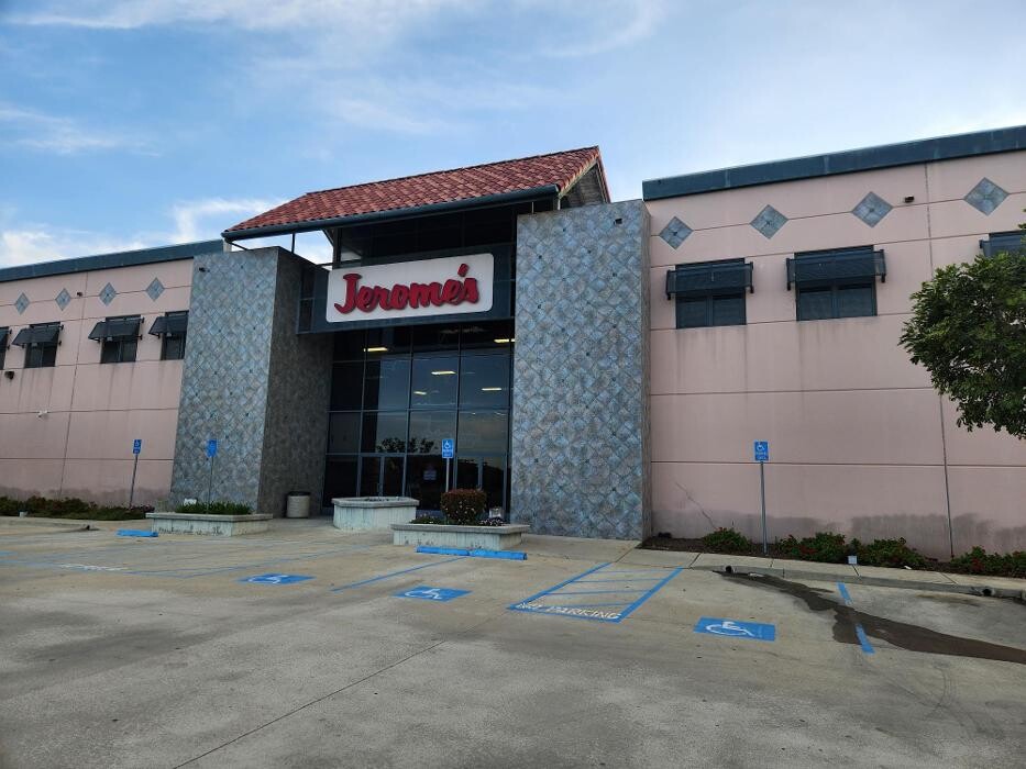 Images Jerome's Furniture Mattress & Patio Superstore-Chula Vista