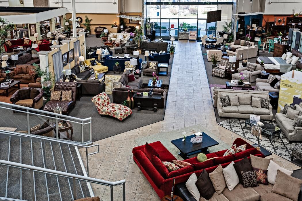 Images Jerome's Furniture Mattress & Patio Superstore-Chula Vista