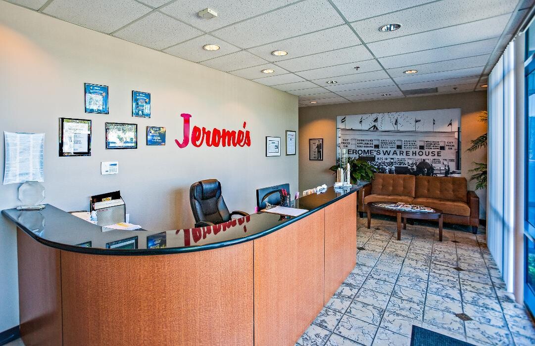 Images Jerome's Furniture-Corp Office & Distribution Ctr