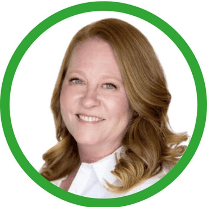 Lisa Broadwater Logo
