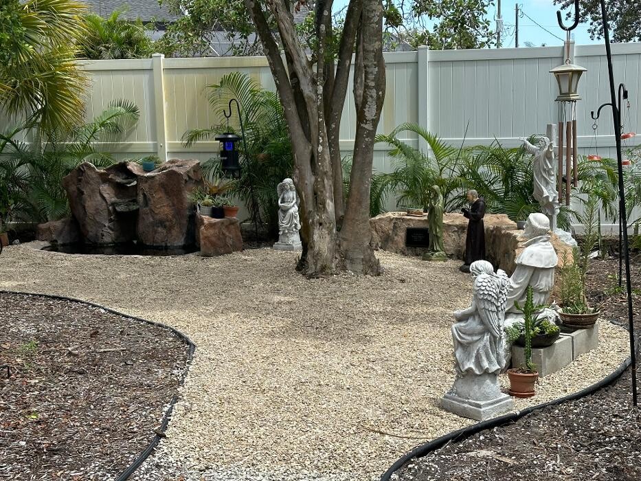 Images Loyalty Lawn & Landscape