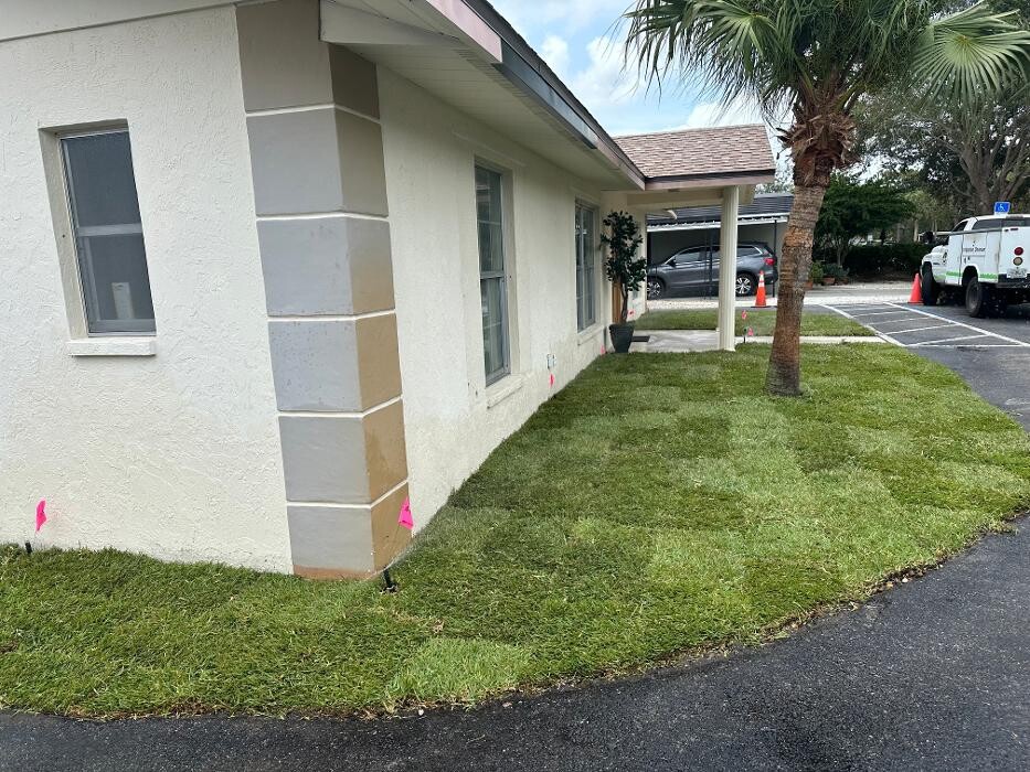 Images Loyalty Lawn & Landscape