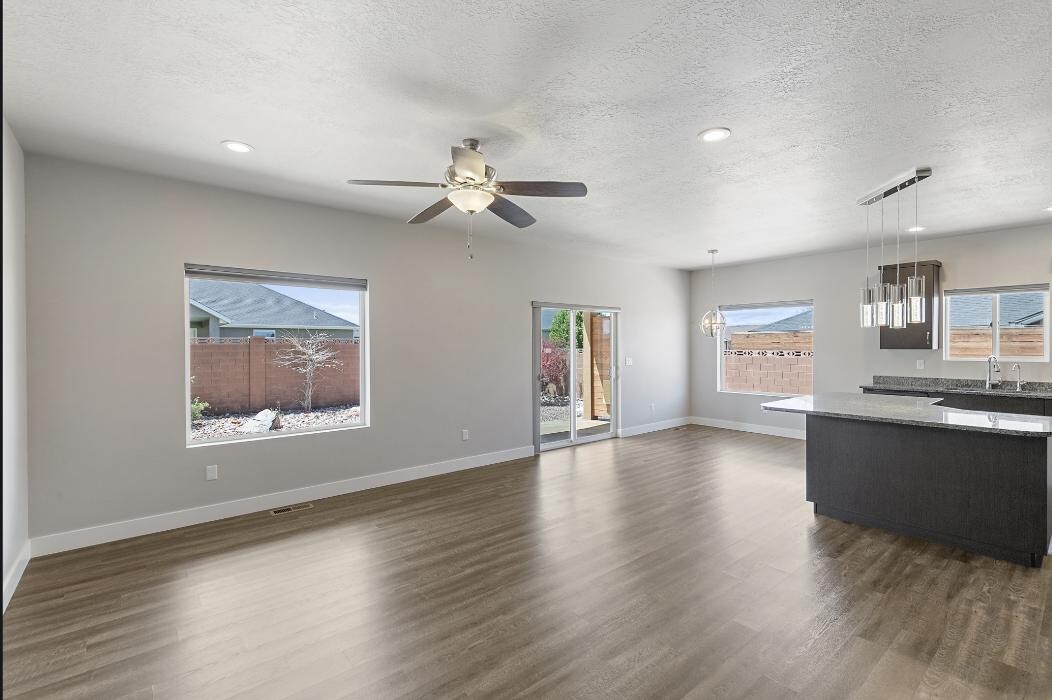 Images Rene Cole Homes RE/MAX Properties
