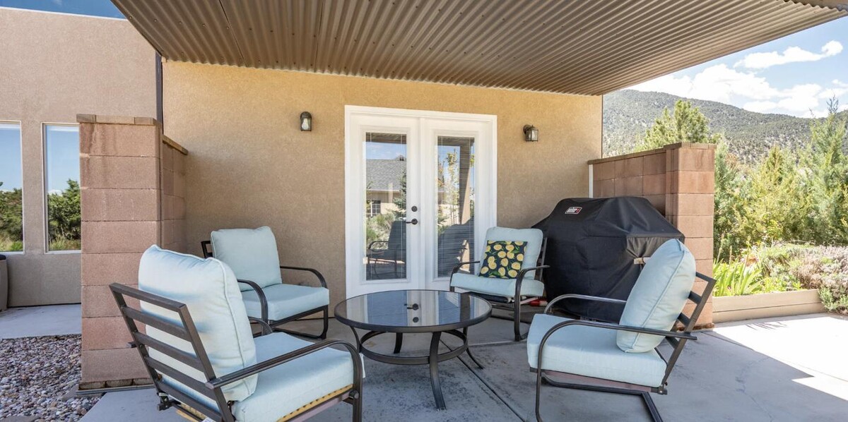 Images Rene Cole Homes RE/MAX Properties
