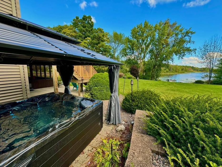Images Backyard Living Inc.