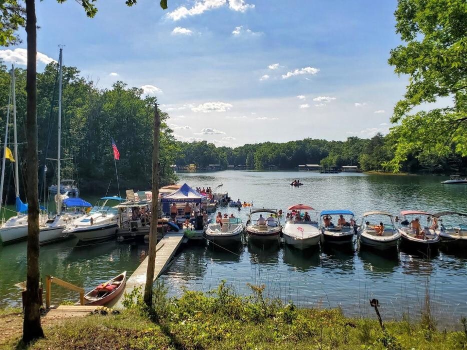 Images Lake Hartwell Guide