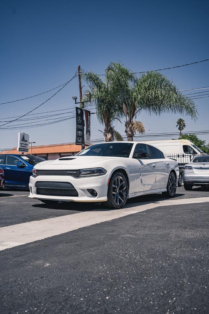Images Premium Autos - El Monte