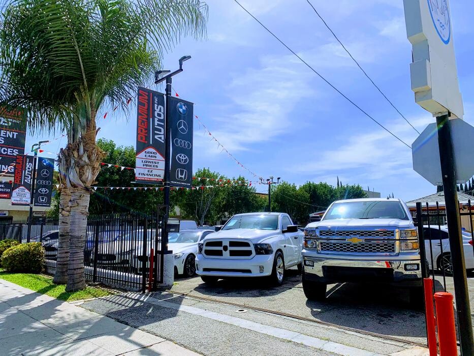 Images Premium Autos - El Monte