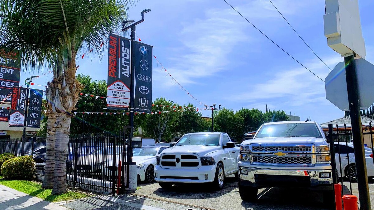 Images Premium Autos - El Monte