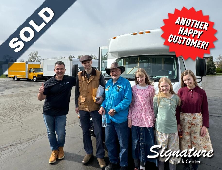 Images Signature Truck Center