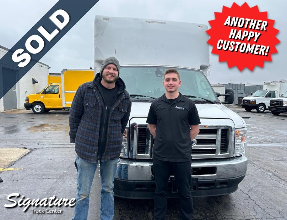 Images Signature Truck Center