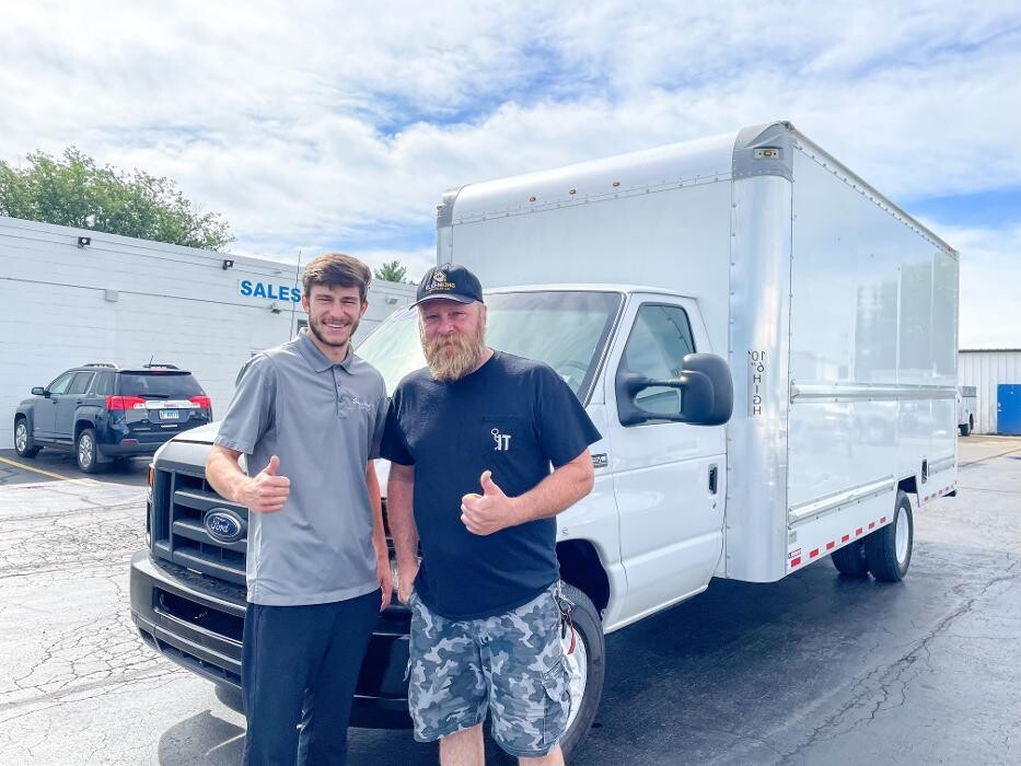 Images Signature Truck Center