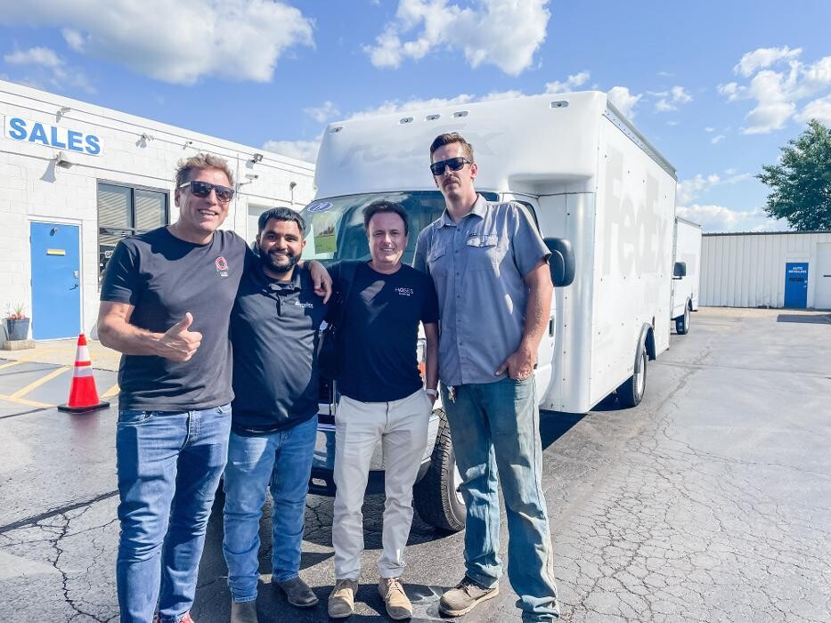 Images Signature Truck Center