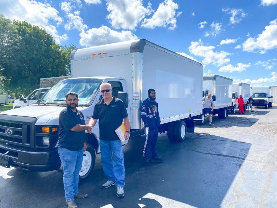 Images Signature Truck Center