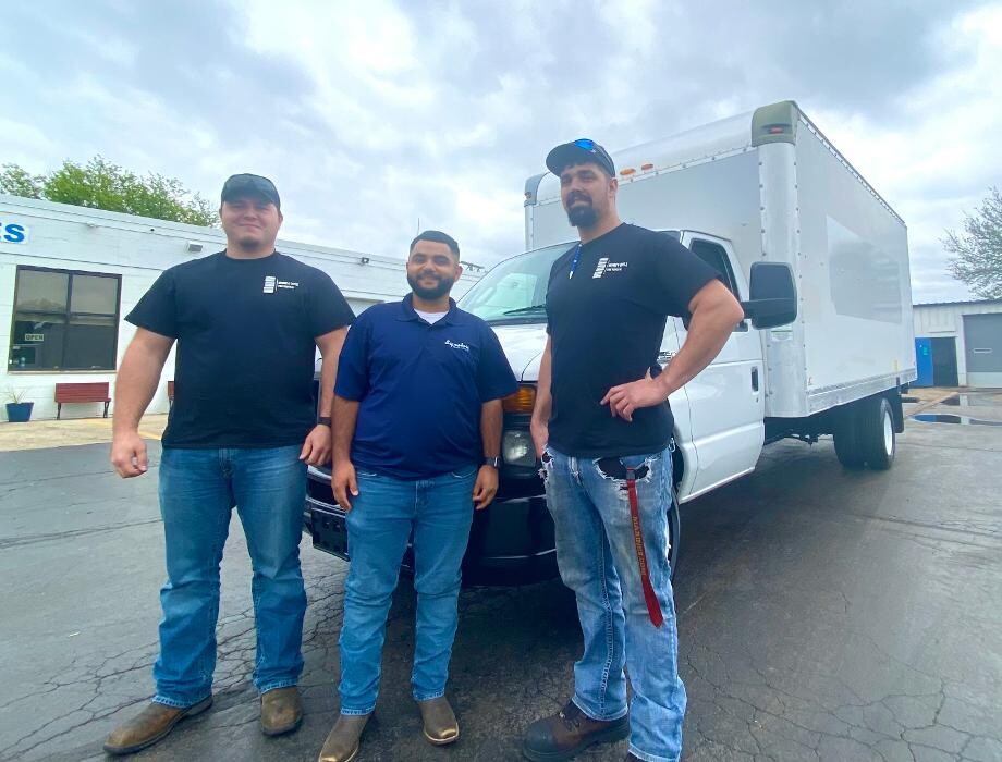 Images Signature Truck Center