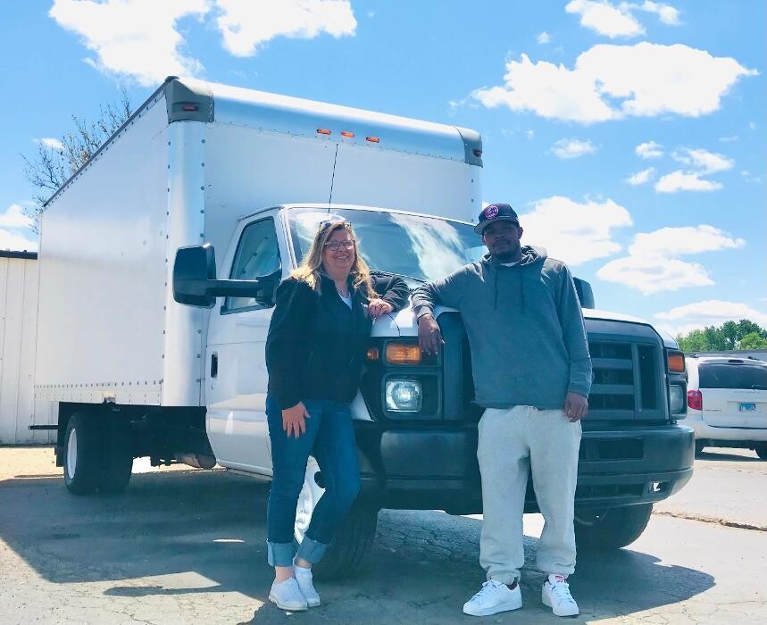 Images Signature Truck Center