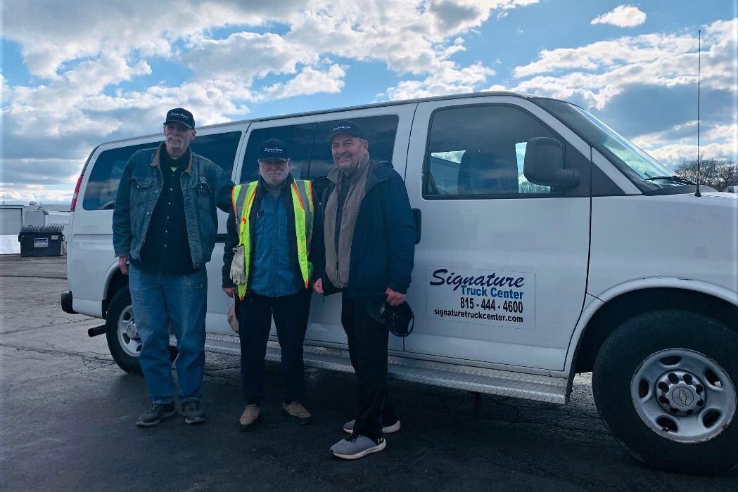 Images Signature Truck Center