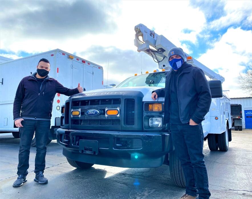 Images Signature Truck Center