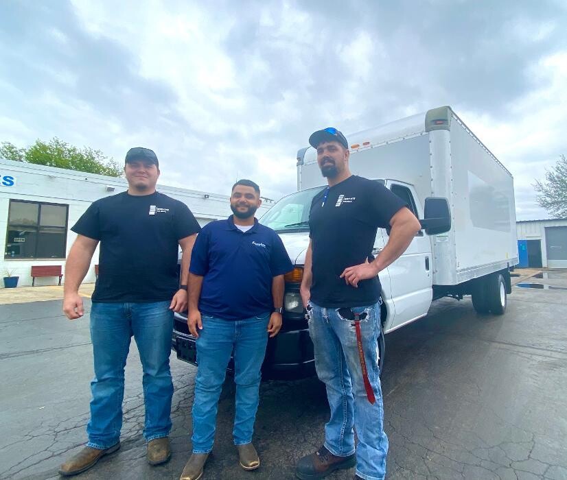 Images Signature Truck Center