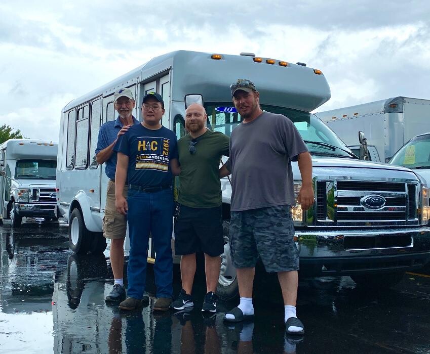 Images Signature Truck Center