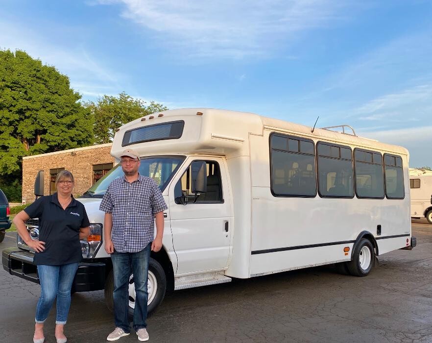 Images Signature Truck Center