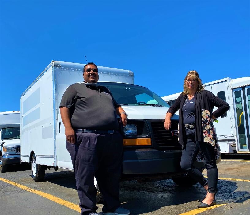 Images Signature Truck Center